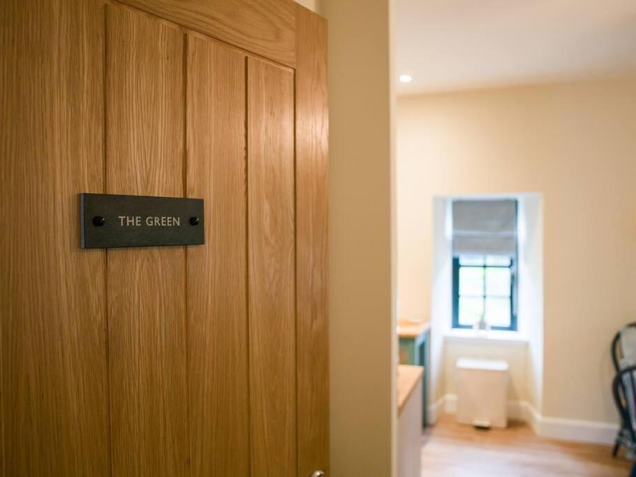 Stunning Edinburgh 1820S Stables Converted Studio المظهر الخارجي الصورة